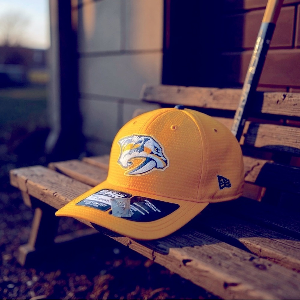 Nashville Predators NHL Fanatics Flex Hat Cap Fitted Yellow N~L NWT